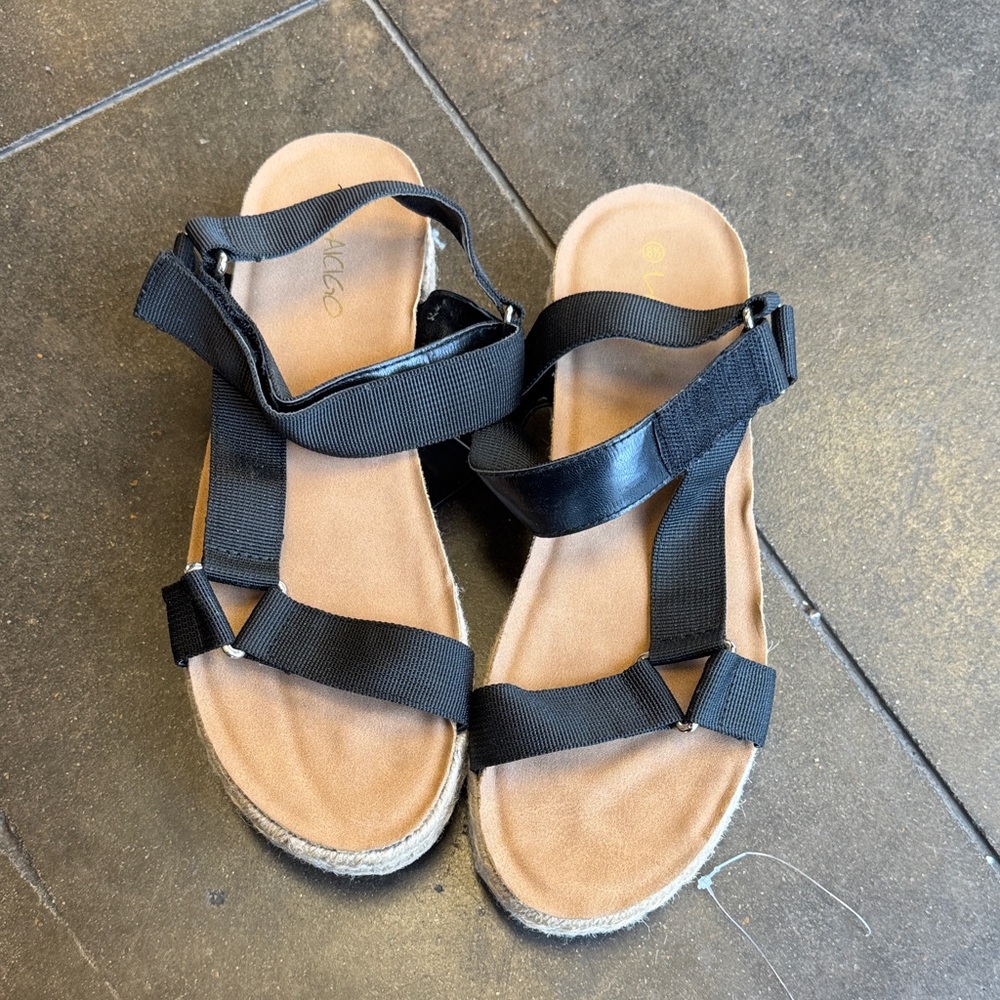 Laicigo wedges women